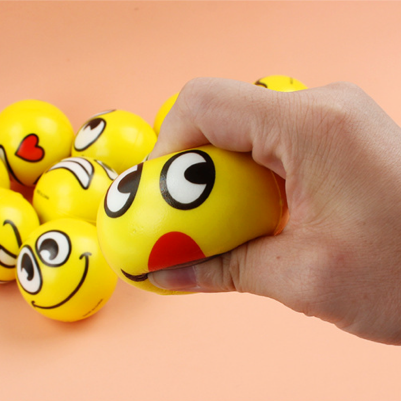 Pelota que cambia de color para aliviar el estrés Juguete divertido y creativo para aliviar el estrés