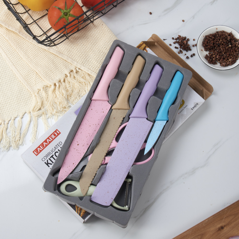 Regalos de cocina, Set de 6 cuchillos de colores Chef Straw